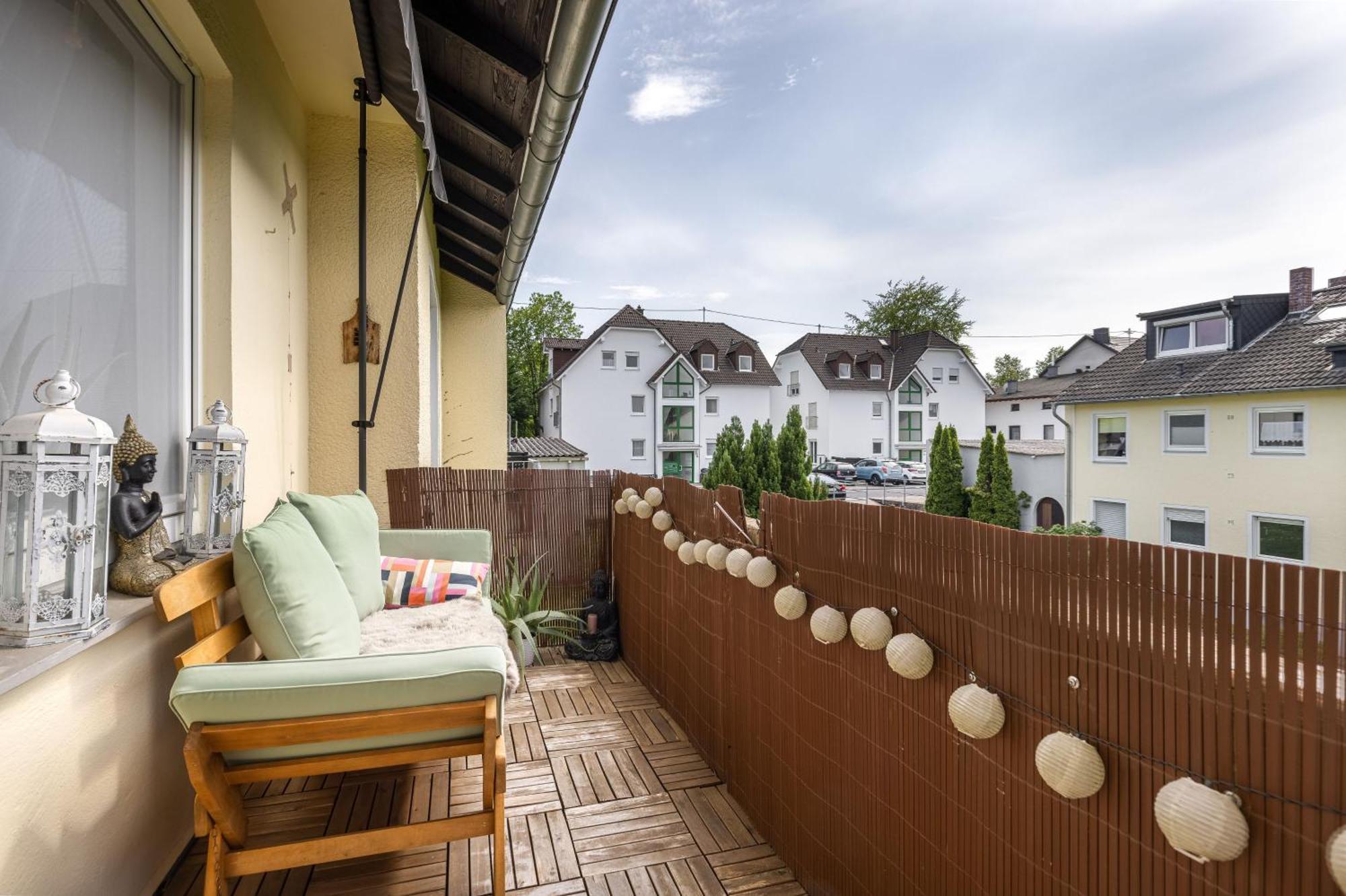Schoenes, Modernes Apartment Mit Zwei Schlafzimmern - Zentral Mit Balkon Fuer 6 Personen Montabaur Exterior foto
